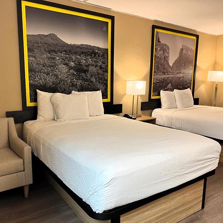 Super 8 By Wyndham Corpus Christi Airport酒店 外观 照片