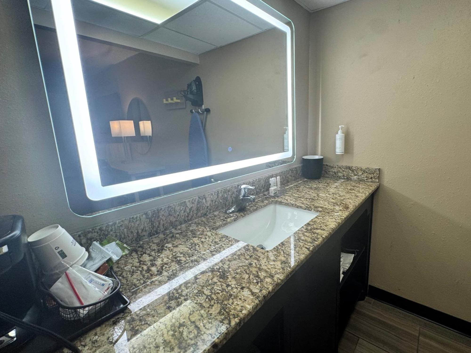 Super 8 By Wyndham Corpus Christi Airport酒店 外观 照片