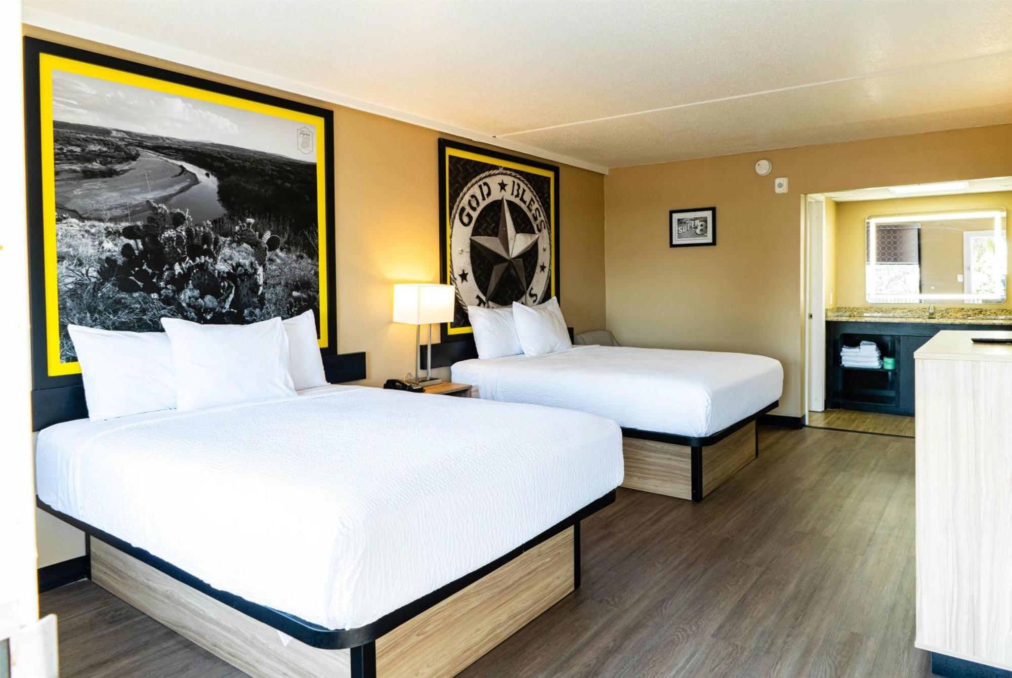 Super 8 By Wyndham Corpus Christi Airport酒店 外观 照片